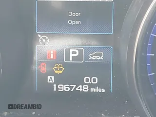 2018 Subaru Outback Premium с VIN 4S4BSACC3J3243070, выставлен на аукционе IAAI как лот 42291285 с пробегом 196 748 миль миль и . История ставок и продаж доступна на DreamBid. Изображение 16.
