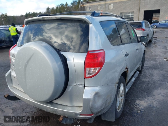 2006 Toyota RAV4 with VIN JTMBK35V865005466, listed as a IAAI auction lot 41481321 with 133,147 mi miles. Bid and sale history available at carsss.com. Image 4.