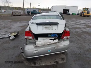 2005 Chevrolet Aveo LS with VIN KL1TD526X5B324267, listed as a IAAI auction lot 41947906 with 180,204 mi miles and . Bid and sale history available at DreamBid. Image 16.