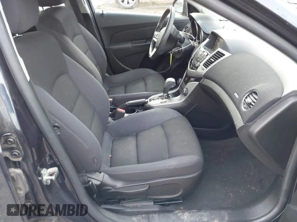 2014 Chevrolet Cruze 1LT with VIN 1G1PC5SB7E7460779, listed as a IAAI auction lot 41910952 with 76,539 mi miles and . Bid and sale history available at DreamBid. Image 5.