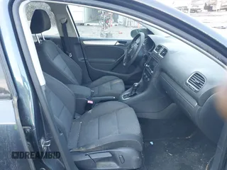 2012 Volkswagen Golf z VIN WVWDB7AJ4CW198112, wystawiony jako IAAI lot #42521399 z przebiegiem 174 458 mil mil oraz . Historia ofert i sprzedaży dostępna na DreamBid. Obrazek 5.