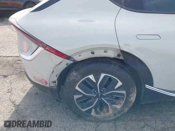 2024 Kia EV6 Wind with VIN KNDC34LA1R5214852, listed as a IAAI auction lot 41818262 with 14,950 mi miles and . Bid and sale history available at DreamBid. Image 19.