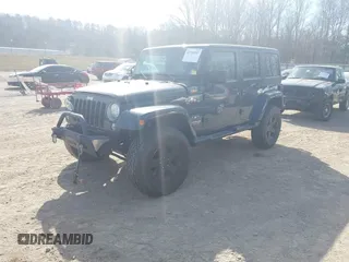 2017 Jeep Wrangler Unlimited Sahara with VIN 1C4BJWEG6HL735431, listed as a IAAI auction lot 41700357 with 100,035 mi miles. Bid and sale history available at carsss.com. Image 17.