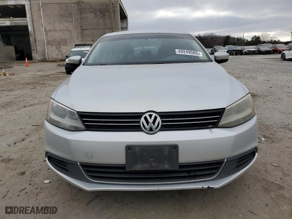 2014 Volkswagen Jetta Sedan SE with VIN 3VWD07AJ2EM360535, listed as a Copart auction lot 49249505 with NaN miles and Clean Title. Bid and sale history available at carsss.com. Image 5.
