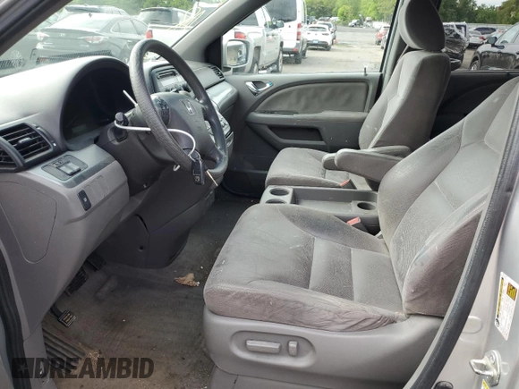 2010 Honda Odyssey EX z VIN 5FNRL3H43AB095521, wystawiony jako Copart lot #57322365 z przebiegiem 208 226 mil mil oraz Szkoda całkowita • Salvage title. Historia ofert i sprzedaży dostępna na DreamBid. Obrazek 7.