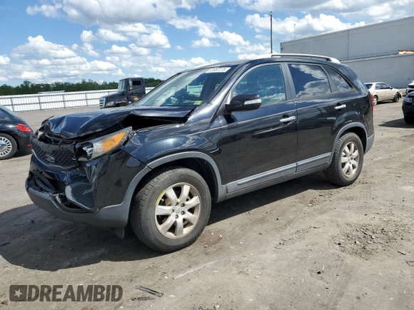 2013 Kia Sorento LX с VIN 5XYKT4A28DG421648, выставлен на аукционе Copart как лот 55887275 с пробегом 173 113 миль миль и Списание • Salvage title. История ставок и продаж доступна на DreamBid. Изображение 1.