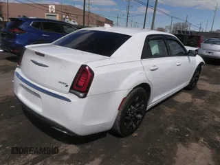 2019 Chrysler 300 S with VIN 2C3CCAGG9KH610673, listed as a IAAI auction lot 42020204 with 126,105 mi miles and . Bid and sale history available at DreamBid. Image 4.