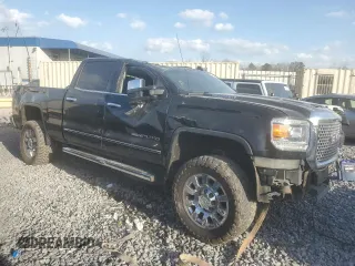 2017 GMC Sierra 2500HD Denali z VIN 1GT12UEY6HF232938, wystawiony jako Copart lot #49150515 z przebiegiem 116 949 mil mil oraz Szkoda całkowita • Salvage title. Historia ofert i sprzedaży dostępna na DreamBid. Obrazek 4.