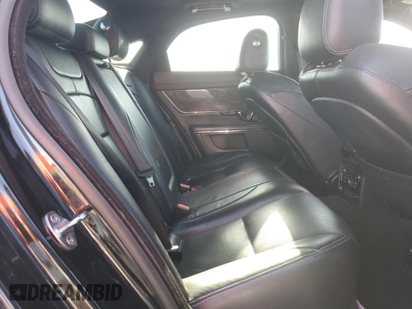 2015 Jaguar XJ with VIN SAJWA3HT8FMV90846, listed as a Copart auction lot 67423804 with 144,516 mi miles and Clean Title. Bid and sale history available at DreamBid. Image 10.