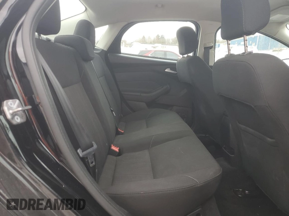 2018 Ford Focus SE with VIN 1FADP3FE0JL318465, listed as a Copart auction lot 51136615 with 82,191 mi miles and Salvage Title. Bid and sale history available at carsss.com. Image 10.