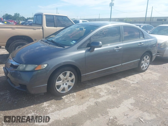 2009 Honda Civic LX z VIN 19XFA16589E035406, wystawiony jako IAAI lot #42361061 z przebiegiem 95 487 mil mil oraz . Historia ofert i sprzedaży dostępna na DreamBid. Obrazek 2.
