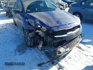 2020 Kia Forte LXS z VIN 3KPF24AD2LE163421, wystawiony jako IAAI lot #41480475 z przebiegiem 52 706 mil mil oraz . Historia ofert i sprzedaży dostępna na DreamBid. Obrazek 6.