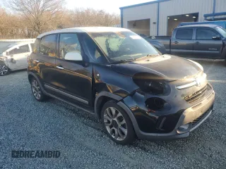 2015 FIAT 500L Urbana Trekking with VIN ZFBCFADH1FZ031699, listed as a Copart auction lot 88401555 with 94,497 mi miles and Salvage Title. Bid and sale history available at DreamBid. Image 4.