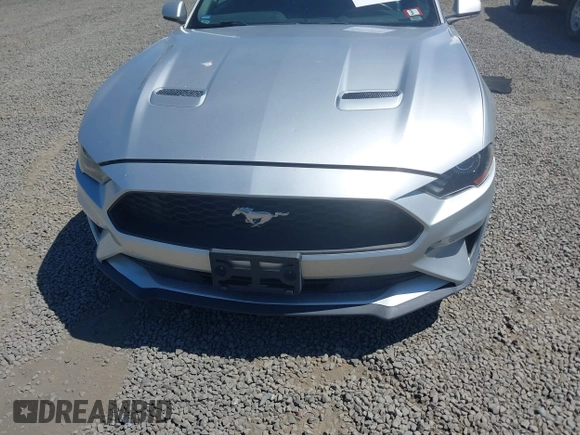 2018 Ford Mustang EcoBoost Premium z VIN 1FATP8UH9J5110286, wystawiony jako IAAI lot #42632454 z przebiegiem 60 355 mil mil oraz . Historia ofert i sprzedaży dostępna na DreamBid. Obrazek 12.