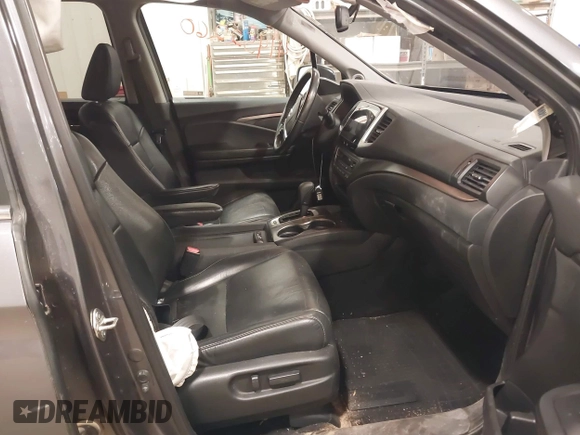 2018 Honda Pilot EX-L with VIN 5FNYF6H52JB052141, listed as a IAAI auction lot 41452260 with 113,382 mi miles. Bid and sale history available at carsss.com. Image 5.