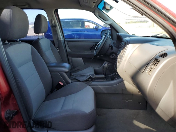 2005 Ford Escape XLS Value with VIN 1FMYU92Z95KA32119, listed as a Copart auction lot 42938255 with 154,499 mi miles and Salvage Title. Bid and sale history available at carsss.com. Image 7.