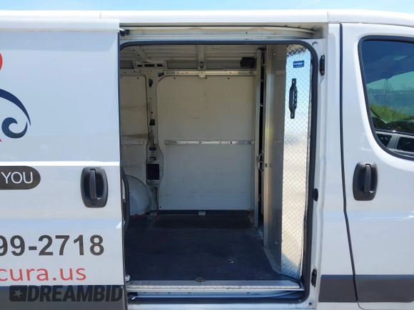 2016 Ram ProMaster Cargo with VIN 3C6TRVNG6GE106564, listed as a IAAI auction lot 42167824 with 159,340 mi miles and . Bid and sale history available at DreamBid. Image 8.