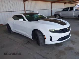 2019 Chevrolet Camaro 1LT z VIN 1G1FB1RS1K0104832, wystawiony jako IAAI lot #41967140 z przebiegiem 77 194 mil mil oraz . Historia ofert i sprzedaży dostępna na DreamBid. Obrazek 1.
