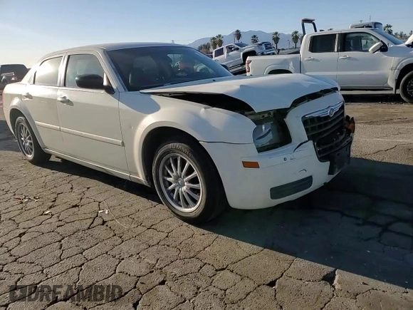 2007 Chrysler 300 with VIN 2C3KA43R77H732806, listed as a Copart auction lot 47111825 with 104,639 mi miles and Salvage Title. Bid and sale history available at DreamBid. Image 11.