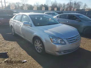 2005 Toyota Avalon XL z VIN 4T1BK36B65U047400, wystawiony jako Copart lot #48930625 z przebiegiem 170 252 mil mil oraz Szkoda całkowita • Salvage title. Historia ofert i sprzedaży dostępna na DreamBid. Obrazek 4.
