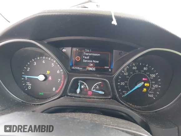 2018 Ford Focus Titanium z VIN 1FADP3N27JL314856, wystawiony jako IAAI lot #42553390 z przebiegiem 82 936 mil mil oraz . Historia ofert i sprzedaży dostępna na DreamBid. Obrazek 7.