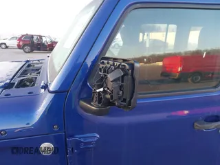 2018 Jeep Wrangler Unlimited Sport with VIN 1C4HJXDN2JW282882, listed as a IAAI auction lot 41744064 with 111,183 mi miles and . Bid and sale history available at DreamBid. Image 18.