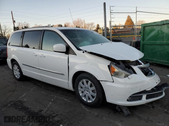 2014 Chrysler Town & Country Touring with VIN 2C4RC1BG6ER310584, listed as a Copart auction lot 82848784 with 0 mi miles and Non Repairable. Bid and sale history available at carsss.com. Image 4.