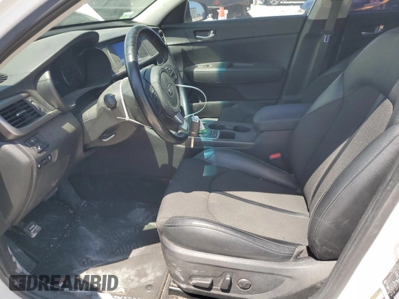 2018 Kia Optima S z VIN 5XXGT4L3XJG237484, wystawiony jako Copart lot #52161575 z przebiegiem 76 357 mil mil oraz Szkoda całkowita • Salvage title. Historia ofert i sprzedaży dostępna na DreamBid. Obrazek 7.