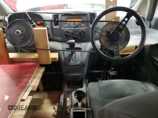 2017 Chevrolet City Express Cargo LT z VIN 3N63M0ZNXHK719712, wystawiony jako Copart lot #53817205 z przebiegiem 203 198 mil mil oraz Nie do naprawy • Non repairable. Historia ofert i sprzedaży dostępna na DreamBid. Obrazek 8.