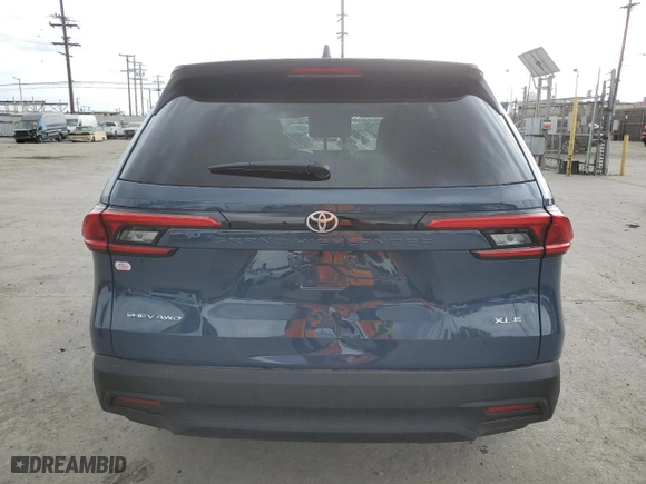 2024 Toyota Grand Highlander Hybrid XLE with VIN 5TDACAB5XRS028084, listed as a Copart auction lot 53483105 with 17,383 mi miles and Salvage Title. Bid and sale history available at carsss.com. Image 6.