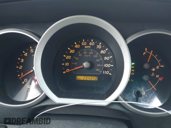 2006 Toyota 4Runner SR5 z VIN JTEBU14R468060851, wystawiony jako IAAI lot #42002278 z przebiegiem 234 343 mil mil oraz . Historia ofert i sprzedaży dostępna na DreamBid. Obrazek 7.