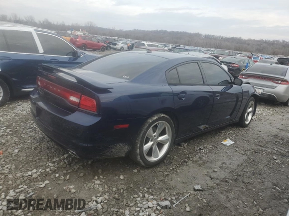 2013 Dodge Charger SXT with VIN 2C3CDXHG6DH735258, listed as a Copart auction lot 86380304 with 230,062 mi miles and Salvage Title. Bid and sale history available at carsss.com. Image 3.