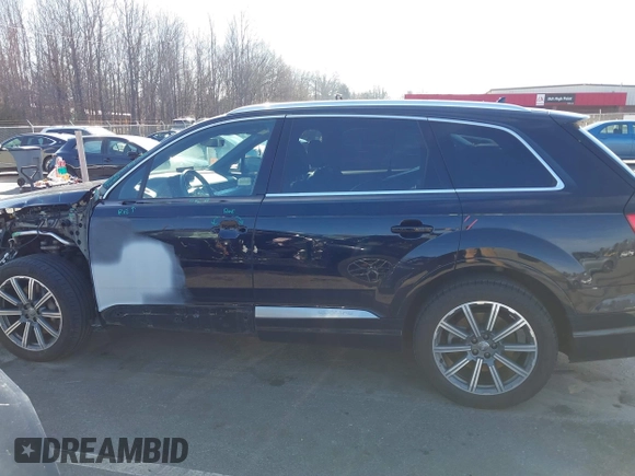 2019 Audi Q7 Premium Plus z VIN WA1LHAF76KD025846, wystawiony jako IAAI lot #41441861 z przebiegiem 79 937 mil mil oraz . Historia ofert i sprzedaży dostępna na DreamBid. Obrazek 15.