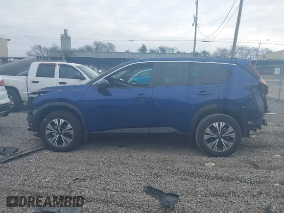 2022 Nissan Rogue SV with VIN 5N1BT3BB1NC686793, listed as a IAAI auction lot 40963002 with 34,559 mi miles. Bid and sale history available at carsss.com. Image 14.