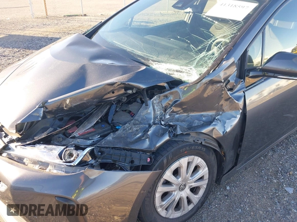 2020 Toyota Prius L Eco z VIN JTDKARFU2L3120891, wystawiony jako IAAI lot #41318597 z przebiegiem 79 848 mil mil oraz . Historia ofert i sprzedaży dostępna na DreamBid. Obrazek 6.