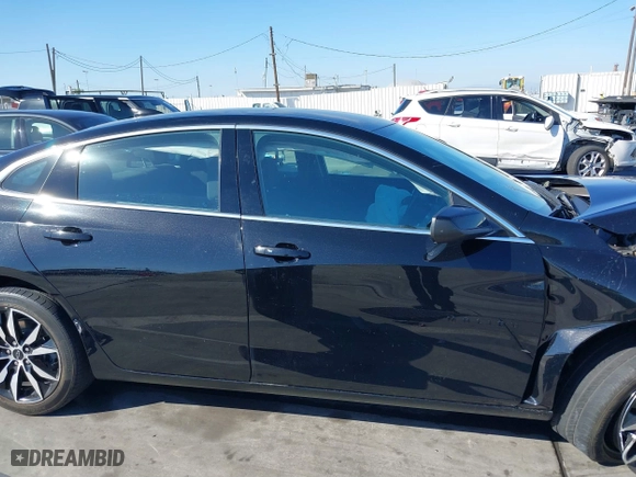 2020 Chevrolet Malibu RS with VIN 1G1ZG5ST9LF153199, listed as a IAAI auction lot 40483008 with 25,744 mi miles. Bid and sale history available at carsss.com. Image 14.