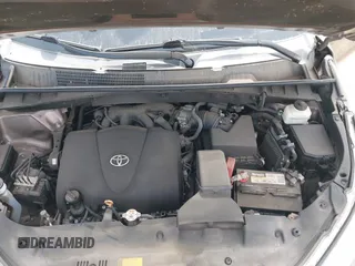 2017 Toyota Highlander XLE with VIN 5TDJZRFH4HS483304, listed as a IAAI auction lot 42134994 with 115,322 mi miles and . Bid and sale history available at DreamBid. Image 10.