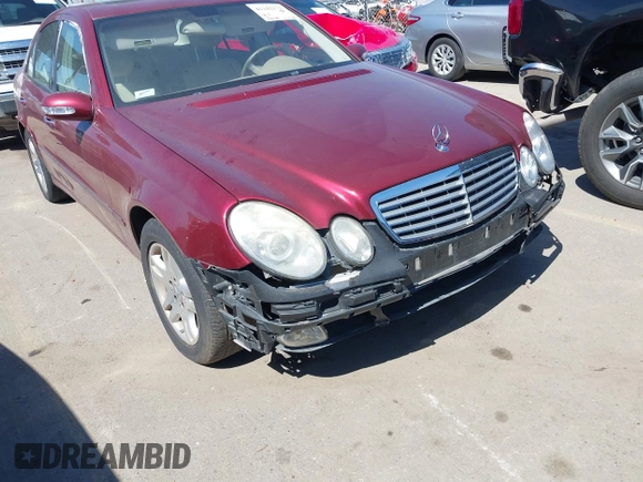 2005 Mercedes-Benz E-Class 3.2L with VIN WDBUF65J15A637760, listed as a IAAI auction lot 41842173 with 97,439 mi miles. Bid and sale history available at carsss.com. Image 12.