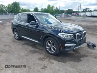 2021 BMW X3 xDrive30i z VIN 5UXTY5C0XM9F11085, wystawiony jako IAAI lot #42150287 z przebiegiem 89 810 mil mil oraz . Historia ofert i sprzedaży dostępna na DreamBid. Obrazek 1.