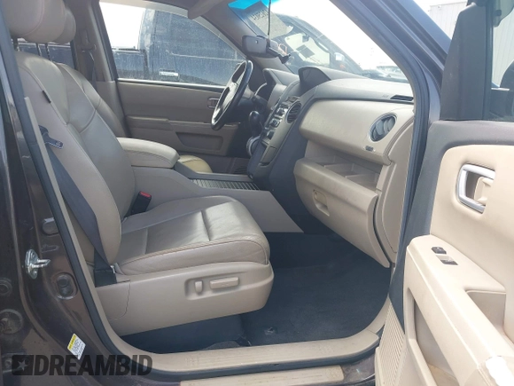 2012 Honda Pilot EX-L with VIN 5FNYF4H55CB017097, listed as a IAAI auction lot 42625034 with 180,783 mi miles and . Bid and sale history available at DreamBid. Image 5.