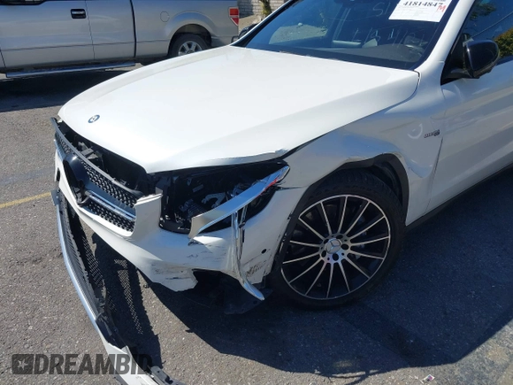 2017 Mercedes-Benz GLC with VIN WDC0G6EBXHF201996, listed as a IAAI auction lot 41814847 with 117,273 mi miles. Bid and sale history available at carsss.com. Image 6.