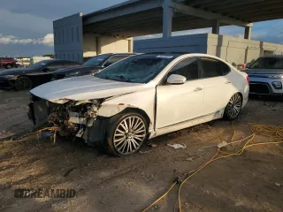 2015 Kia Cadenza Premium with VIN KNALN4D76F5169638, listed as a Copart auction lot 76815524 with 67,611 mi miles and Salvage Title. Bid and sale history available at carsss.com. Image 1.