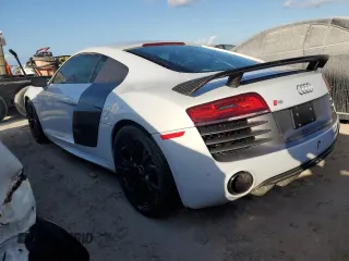 2015 Audi R8 5.2L z VIN WUAANAFG8F7001934, wystawiony jako Copart lot #76660884 z przebiegiem Nie podano mil oraz Szkoda całkowita • Salvage title. Historia ofert i sprzedaży dostępna na DreamBid. Obrazek 2.