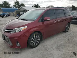 2019 Toyota Sienna XLE Auto Access Seat z VIN 5TDYZ3DC1KS998335, wystawiony jako Copart lot #47076385 z przebiegiem 93 377 mil mil oraz Czysty tytuł • Clean title. Historia ofert i sprzedaży dostępna na DreamBid. Obrazek 1.