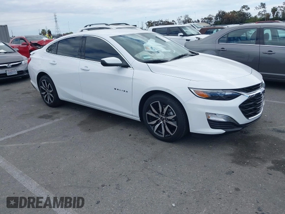 2024 Chevrolet Malibu RS with VIN 1G1ZG5ST7RF235490, listed as a IAAI auction lot 42034638 with 6,184 mi miles and . Bid and sale history available at DreamBid. Image 1.