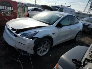 2021 Tesla Model Y Long Range z VIN 5YJYGDEE1MF098649, wystawiony jako Copart lot #47418405 z przebiegiem 24 017 mil mil oraz Szkoda całkowita • Salvage title. Historia ofert i sprzedaży dostępna na DreamBid. Obrazek 1.