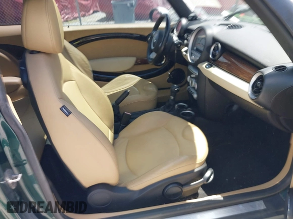 2010 MINI Hardtop with VIN WMWMF3C5XATZ23107, listed as a IAAI auction lot 42732300 with 100,747 mi miles and . Bid and sale history available at DreamBid. Image 5.