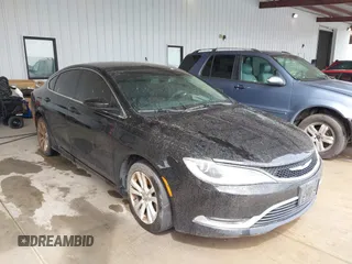 2015 Chrysler 200 Limited z VIN 1C3CCCAB6FN638534, wystawiony jako IAAI lot #41909270 z przebiegiem 196 551 mil mil oraz . Historia ofert i sprzedaży dostępna na DreamBid. Obrazek 1.