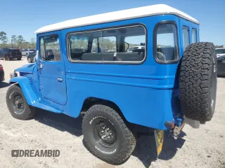 1980 Toyota Land Cruiser z VIN FJ4365951, wystawiony jako Copart lot #50017605 z przebiegiem 276 800 mil mil oraz Szkoda całkowita • Salvage title. Historia ofert i sprzedaży dostępna na DreamBid. Obrazek 2.