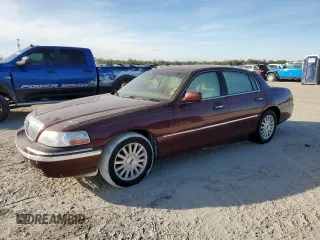 2003 Lincoln Town Car Signature z VIN 1LNHM82W23Y681206, wystawiony jako Copart lot #78938114 z przebiegiem Nie podano mil oraz Szkody całkowita. Historia ofert i sprzedaży dostępna na DreamBid. Obrazek 1.